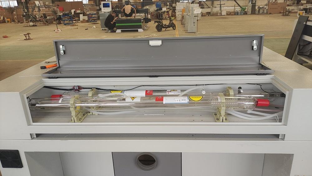 High-Accuracy 1390 Co2 Laser Cutting Machine for Cloth